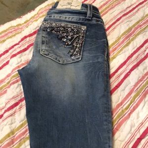 Buckle jeans